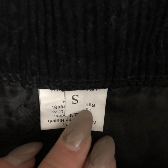 skirt - Picture 3 of 3